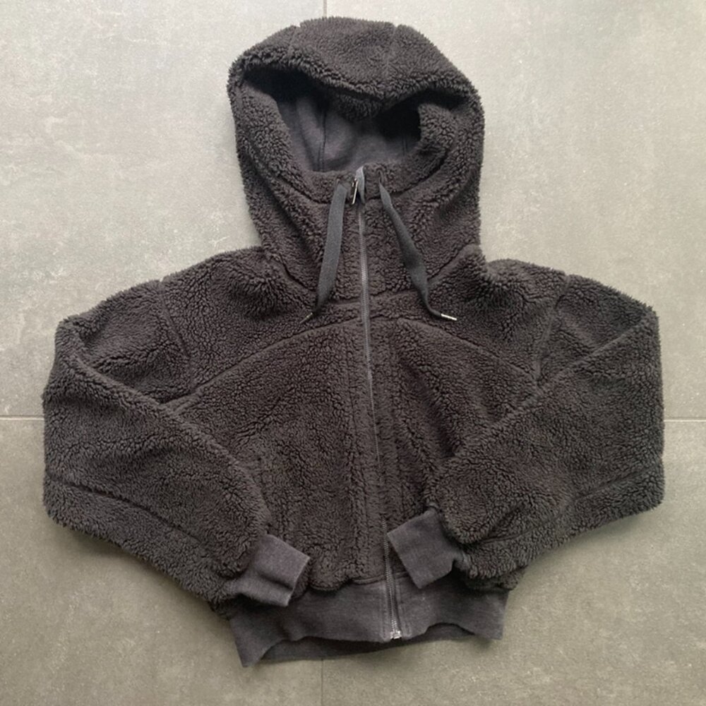 Lululemon Short Sweet And Sherpa Jacket black reversible size S